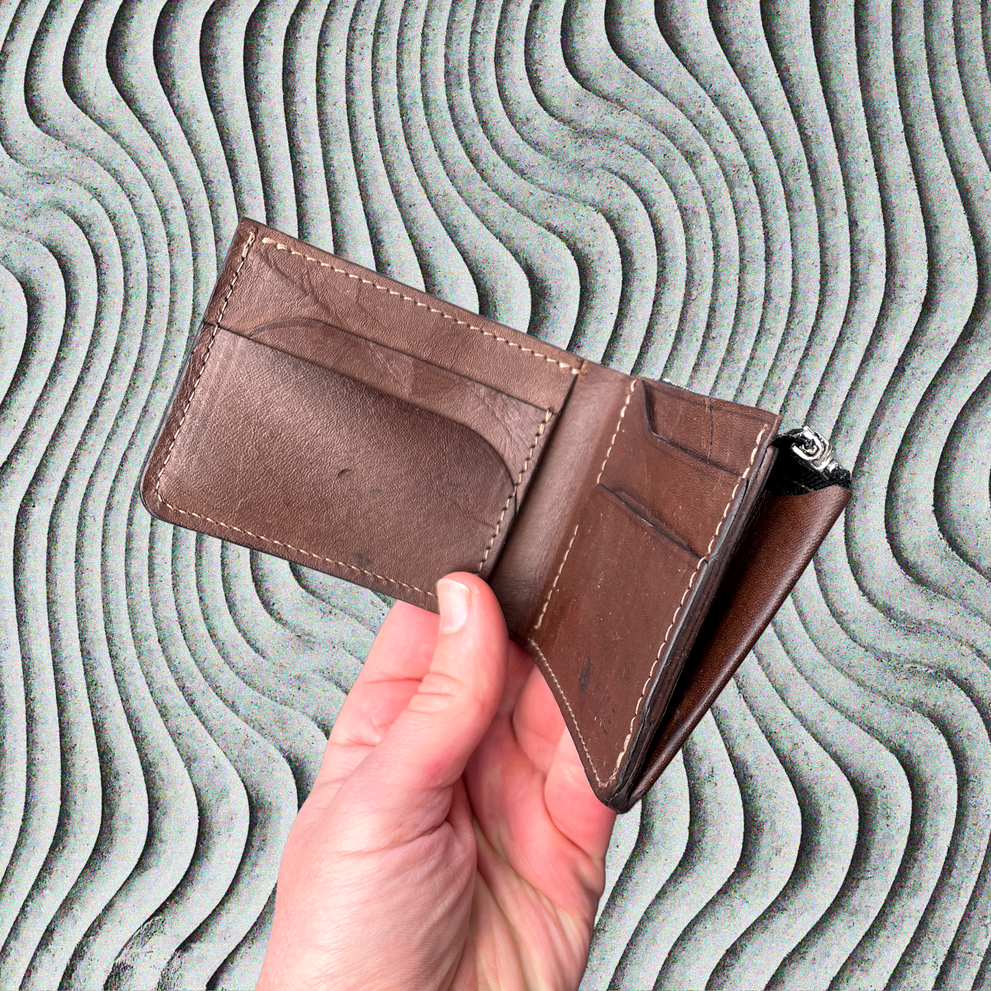 Cashie Short Zip - Bi-fold Wallet