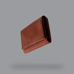 Busy Body - Magnetic Card Case - Tan