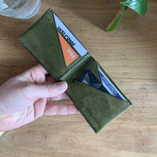 Load image into Gallery viewer, Cashman Short - Bi-fold Wallet - Olive
