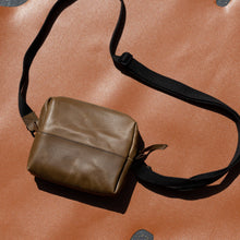 Load image into Gallery viewer, Multi Sling - Crossbody bag
