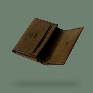 Busy Body - Magnetic Card Case - Olive