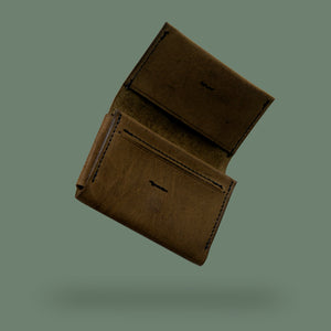 Busy Body - Magnetic Card Case - Olive